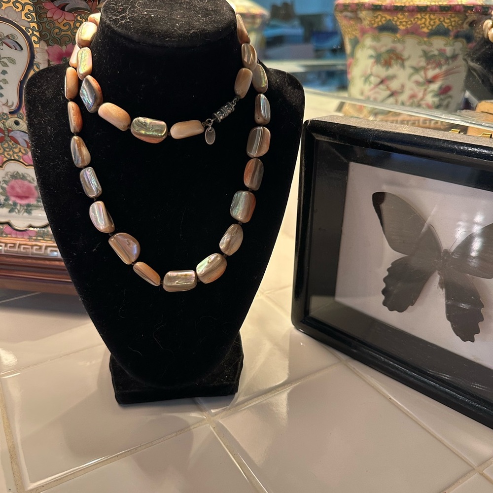 Vintage Les Bernard abalone necklace 30"